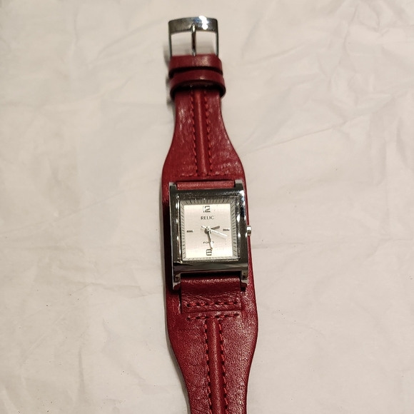 Rectangular Unisex Watch - Picture 3 of 5